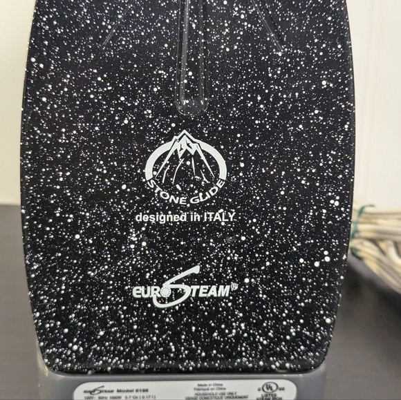 EUROSTEAM Stone Glide Model 6198 Steam Iron With Pressurized Generator1000W - Picture 11 of 11